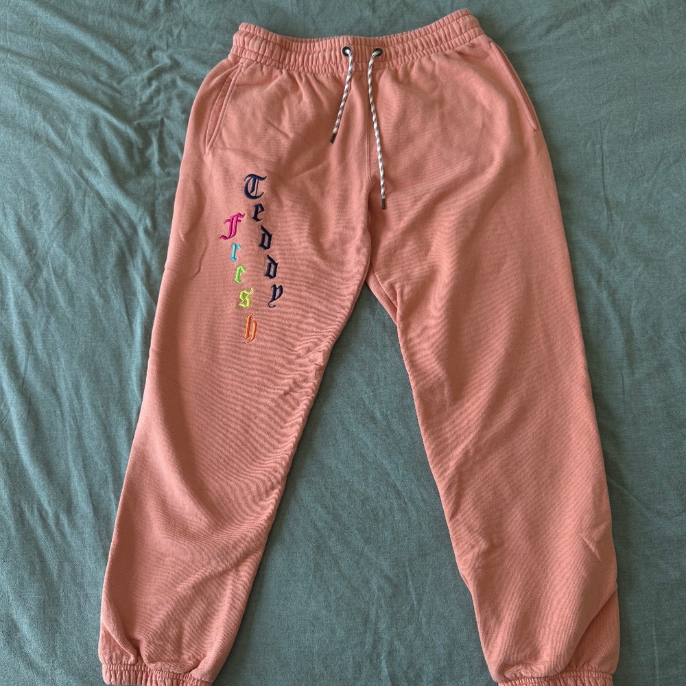 Teddy Fresh Old English Sweatpants